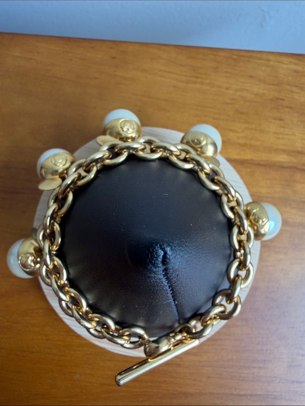Rare Vintage Disney Couture Mickey Mouse Ears Gold and Pearl Charm Bracelet - Picture 4 of 10